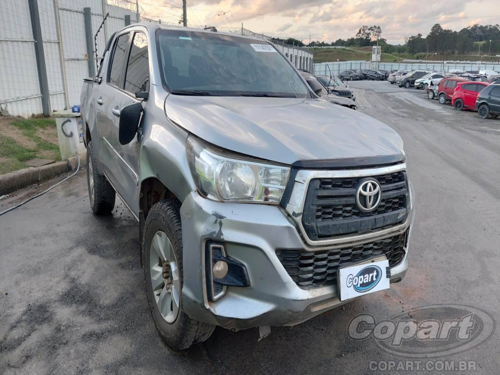 Veículo Toyota Hilux Toyota Hilux CD 2.8 D-4D Turbo 2019 2019 em leilão
