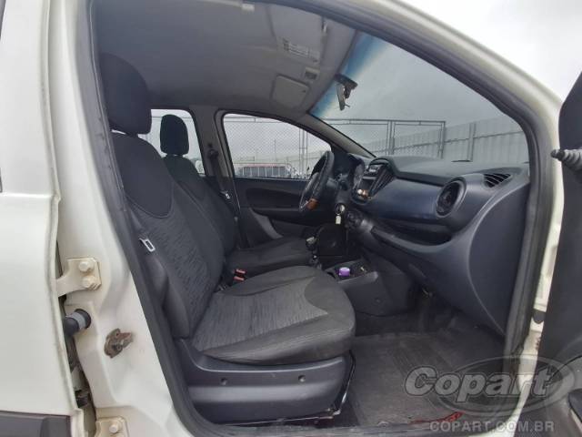 2018 FIAT UNO 
