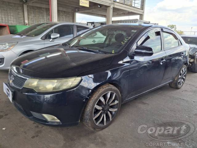 2013 KIA CERATO 