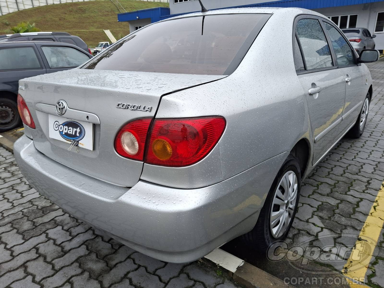 2004 TOYOTA COROLLA — foto 4 de 10