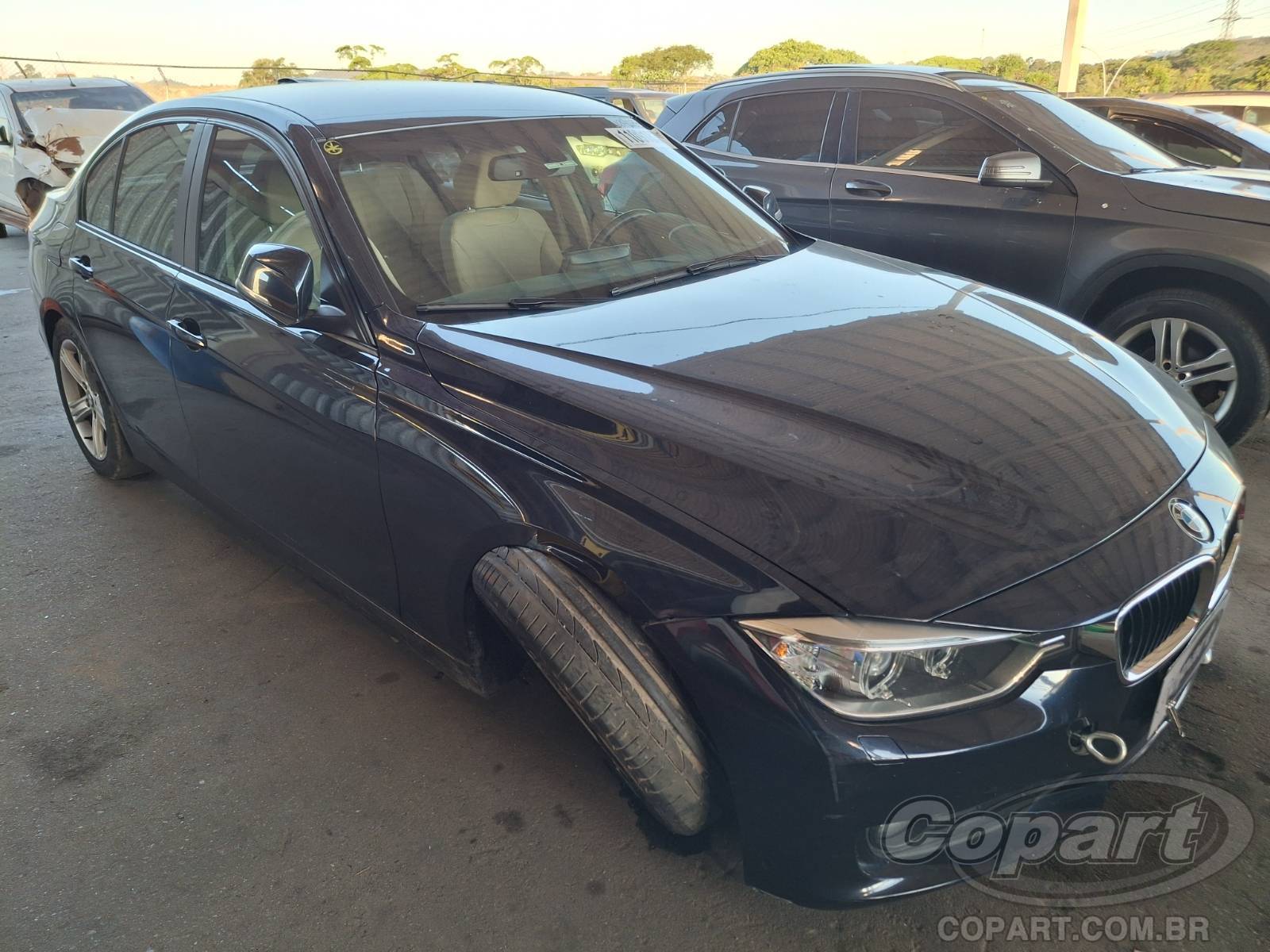 Veículo BMW Série 3 BMW Serie 3 2.0 16V Twin Turbo 2015 2015 em leilão