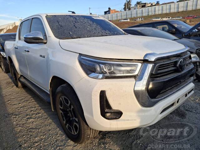 2022 TOYOTA HILUX CD 