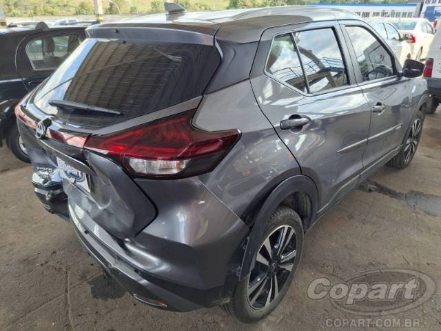 2025 NISSAN Kicks Play 