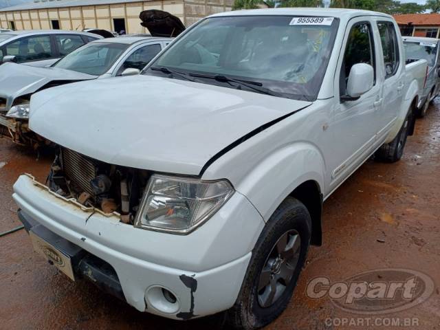 2013 NISSAN FRONTIER CD 