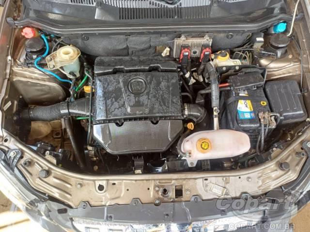 2014 FIAT PALIO WEEKEND 