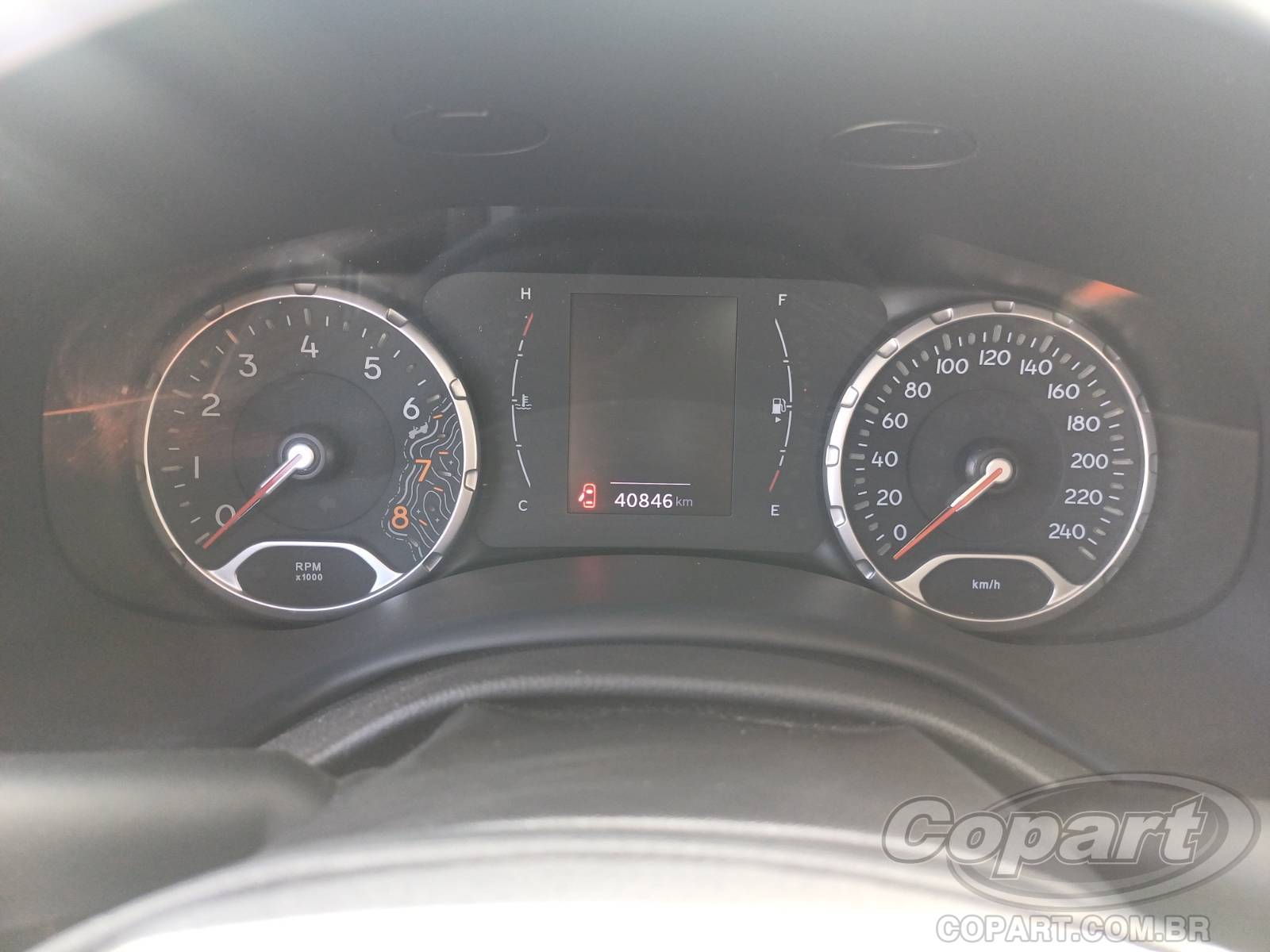 Foto 8 de 11: 2024 JEEP RENEGADE