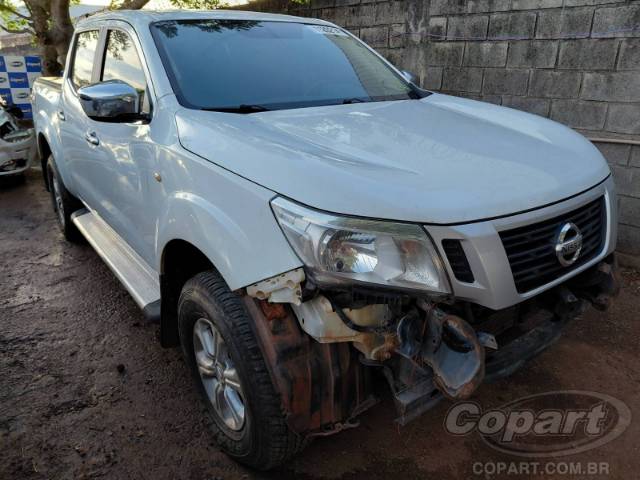 2021 NISSAN FRONTIER CD 
