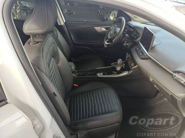 2025 FIAT FASTBACK 