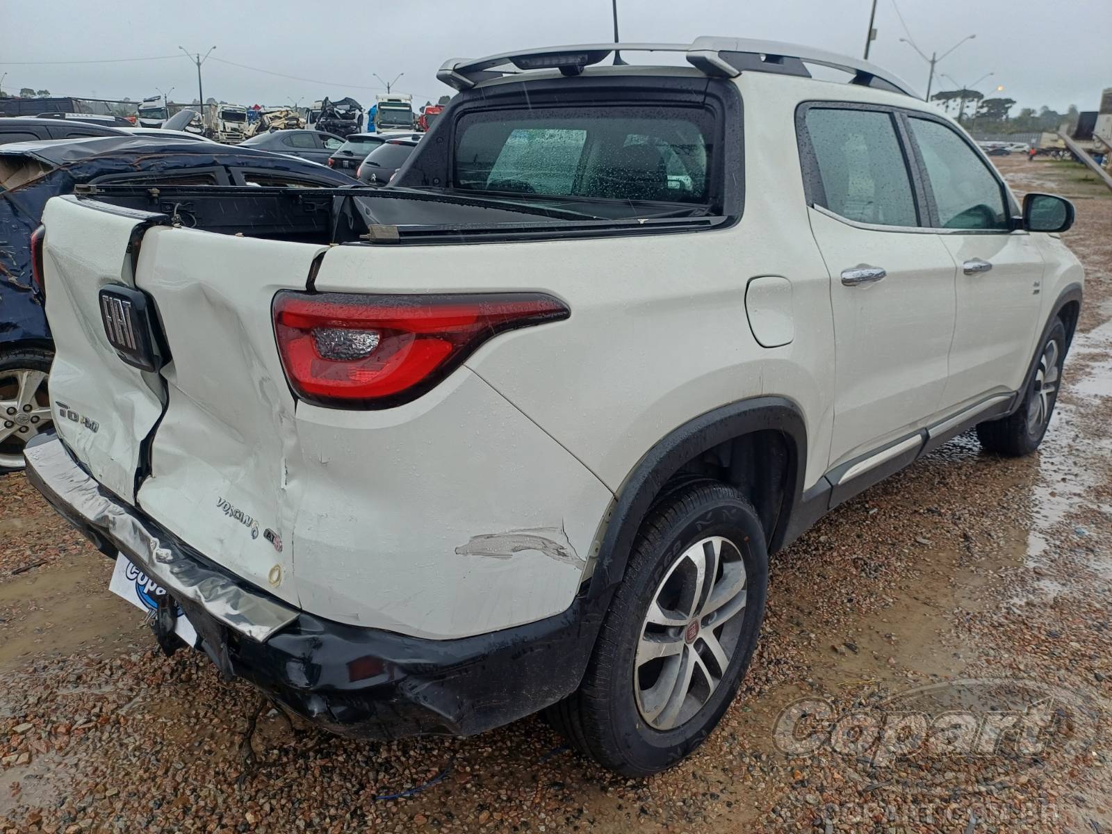 Foto 4: 2017 FIAT TORO