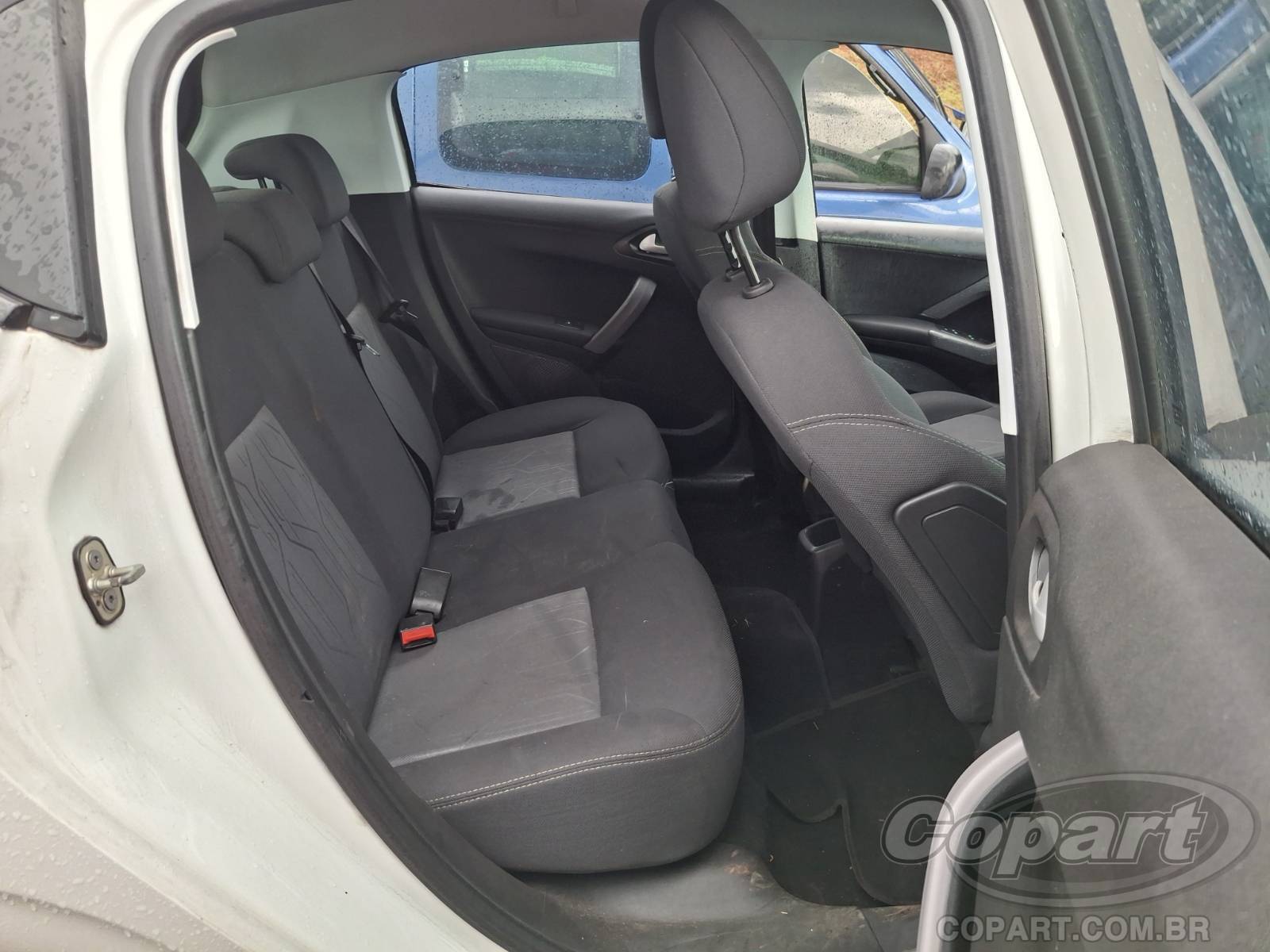 2017 PEUGEOT 208 — foto 6 de 11