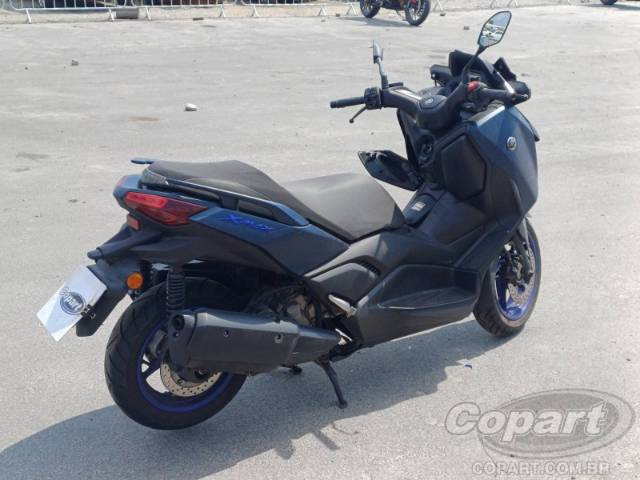 2025 YAMAHA XMAX 