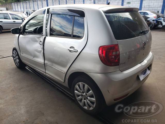 2011 VOLKSWAGEN FOX 