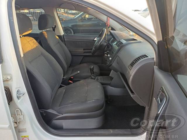2014 VOLKSWAGEN POLO SEDAN 