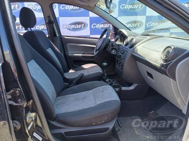2008 FORD FIESTA 