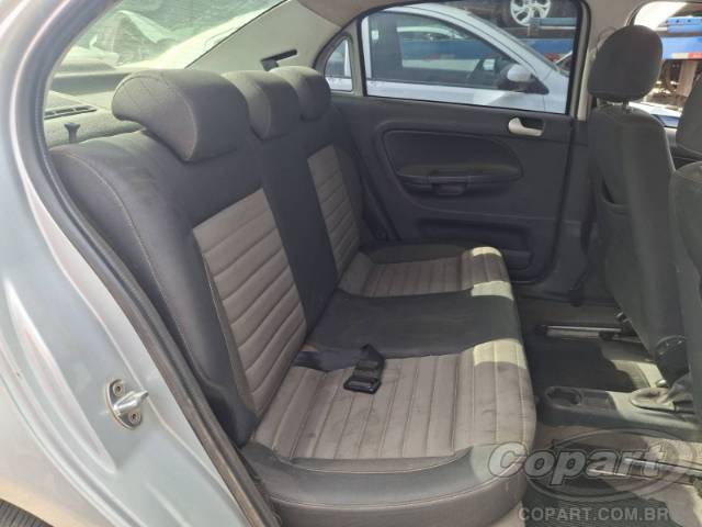 2014 VOLKSWAGEN VOYAGE 