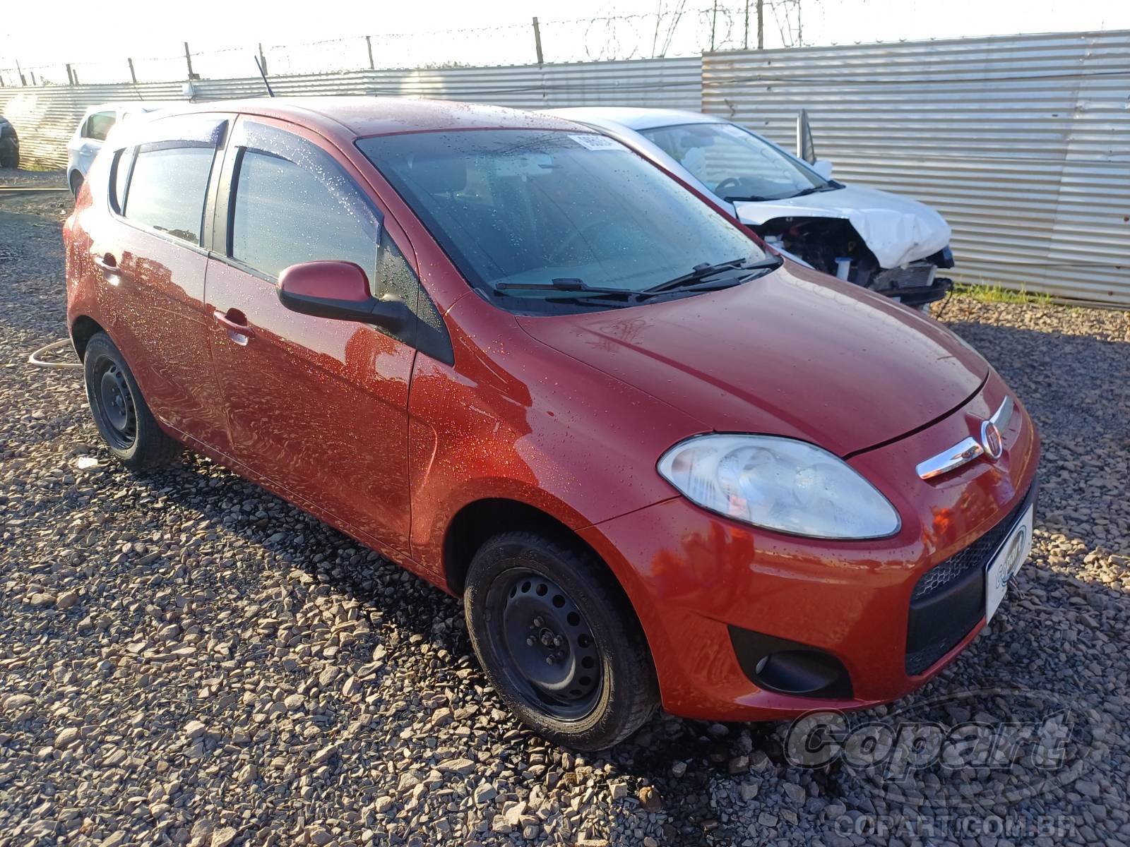 Fiat Palio Attractive 1.0 Evo 2013 Colisão Média Monta