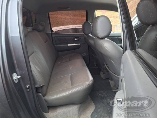 2013 TOYOTA HILUX CD 