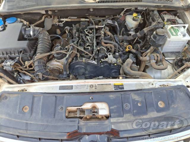 2015 VOLKSWAGEN AMAROK 