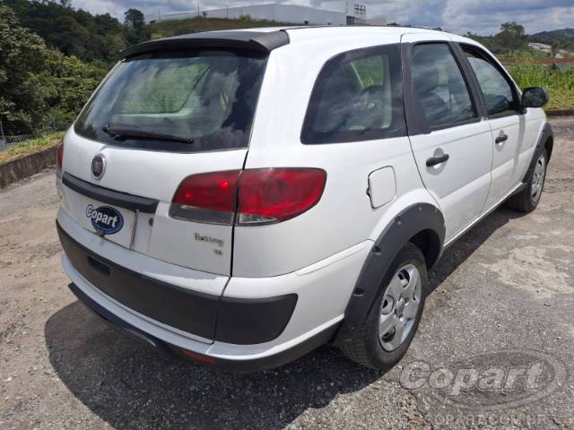 2013 FIAT PALIO WEEKEND 