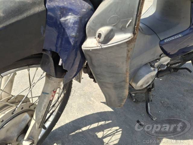 2005 HONDA C 100 