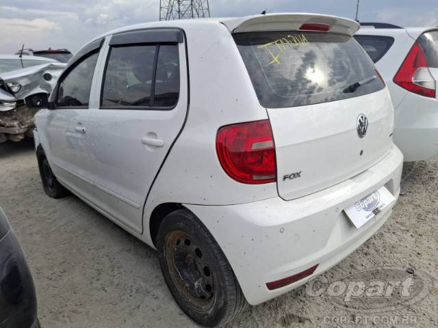 2013 VOLKSWAGEN FOX 