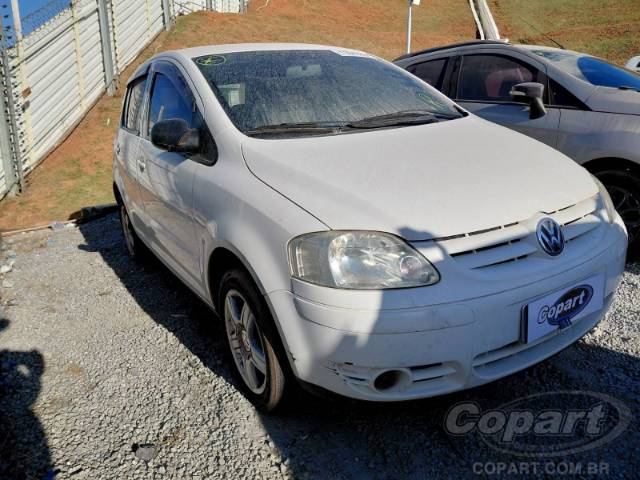 2004 VOLKSWAGEN FOX 