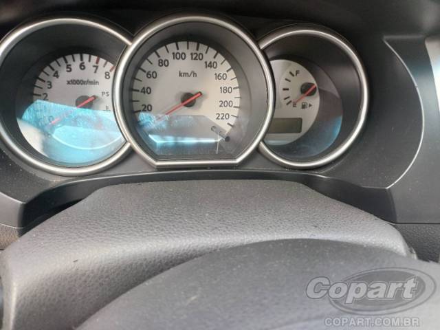 2014 NISSAN LIVINA 