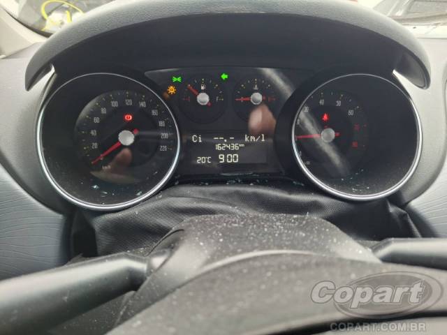 2015 FIAT PUNTO 