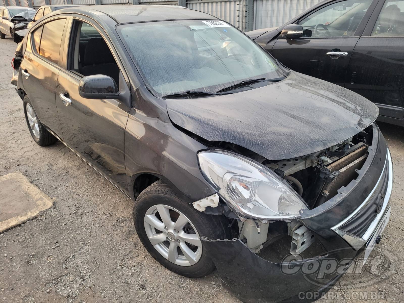 NISSAN VERSA SL 1.6 16V 2013