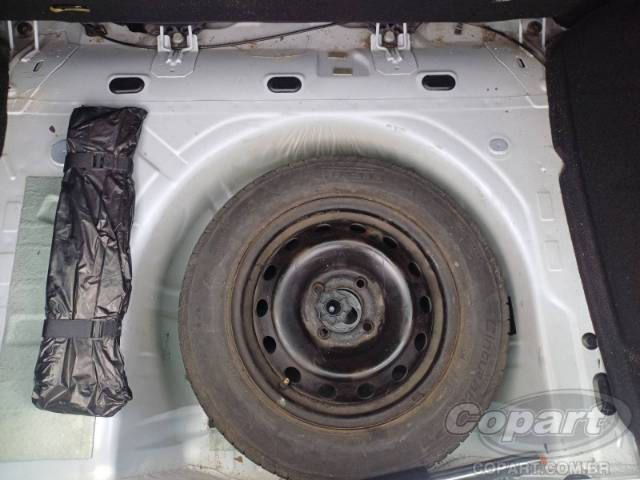 2025 RENAULT SANDERO 