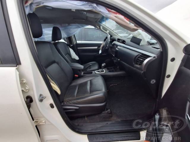 2024 TOYOTA HILUX CD 