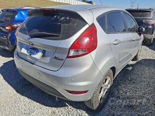 2015 FORD FIESTA 