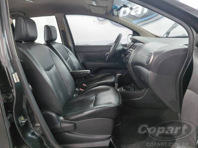 2014 NISSAN LIVINA 