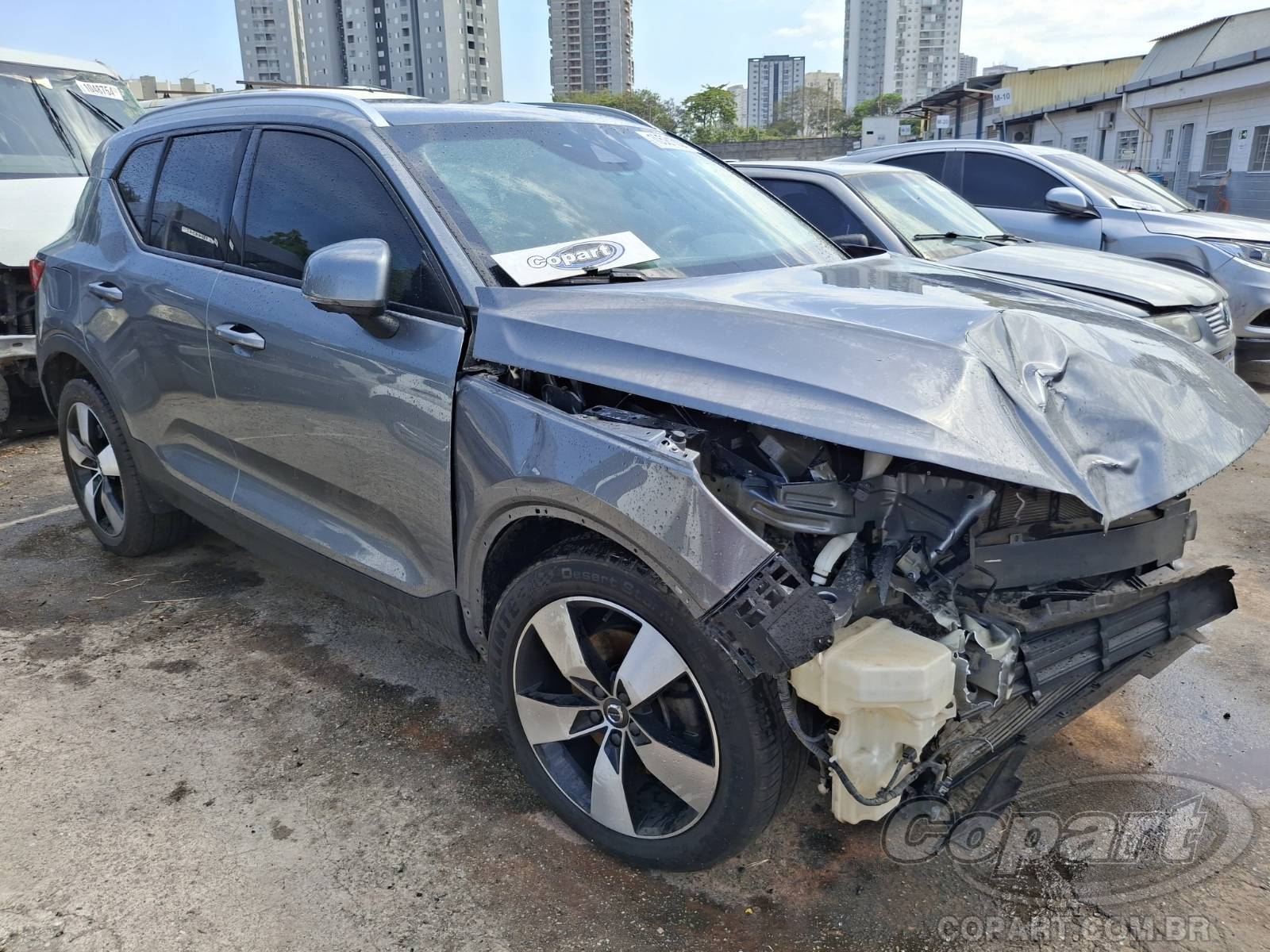 2019 VOLVO XC40 T5 Momentum AWD 2.0 Drive-e Turbo