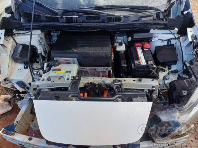 2022 NISSAN LEAF 
