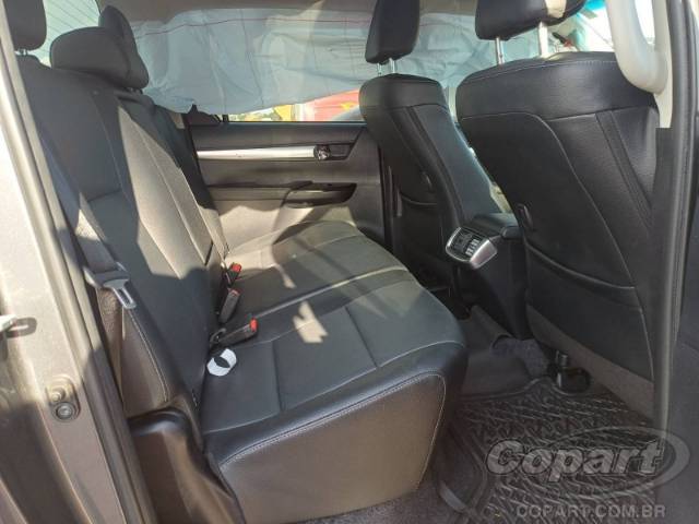 2021 TOYOTA HILUX CD 