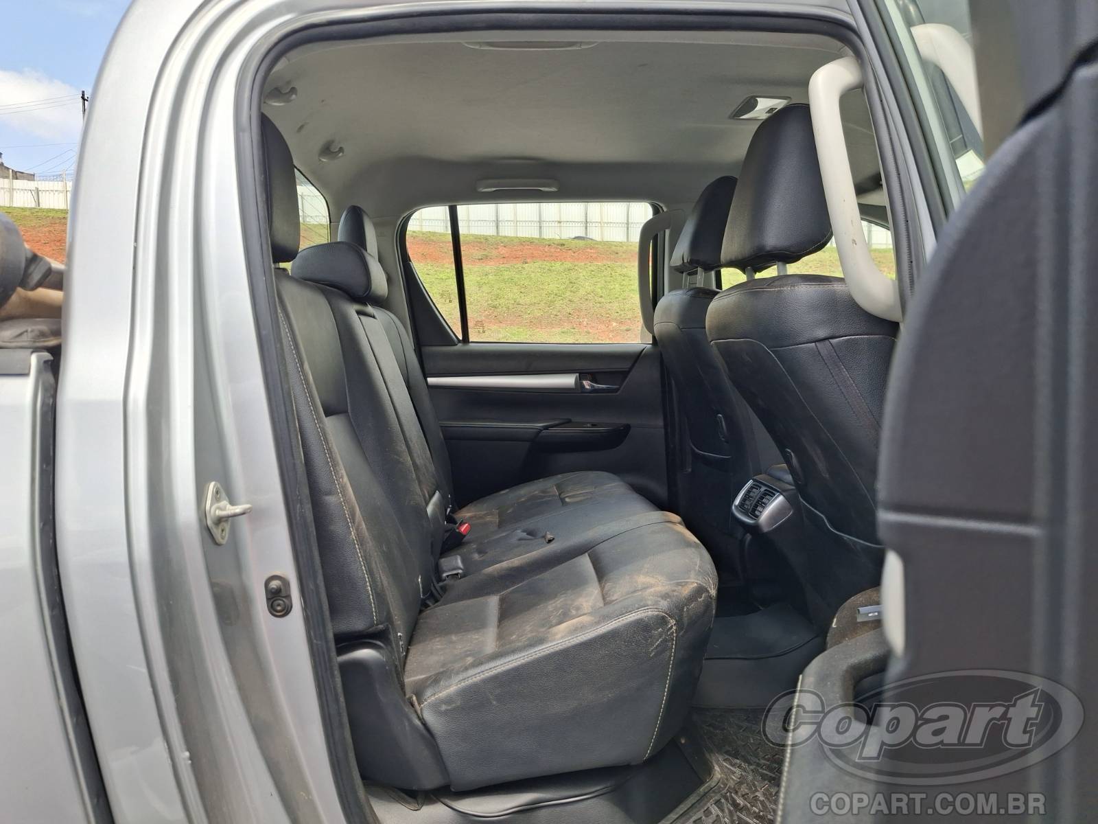 Foto 6 de 15: 2023 TOYOTA HILUX CD
