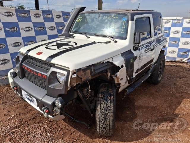 2021 TROLLER T4 
