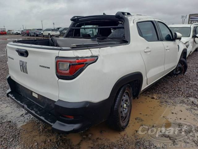 2024 FIAT STRADA CD 