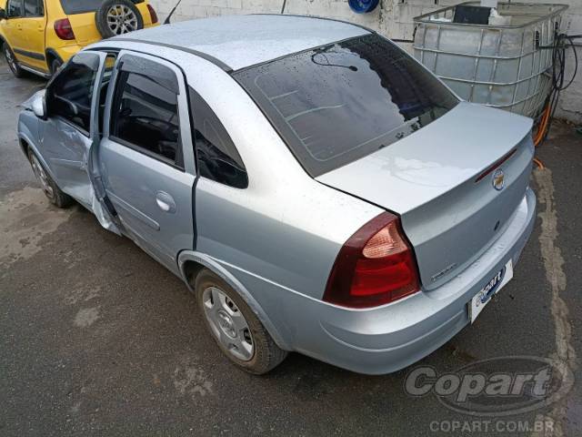 2011 CHEVROLET CORSA SEDAN 