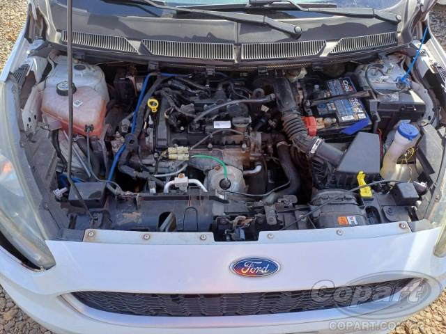 2015 FORD KA 