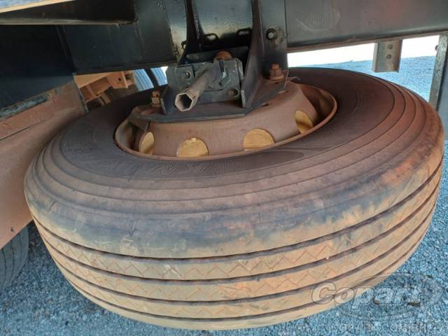 2020 TRUCK SEMI-REBOQUE 