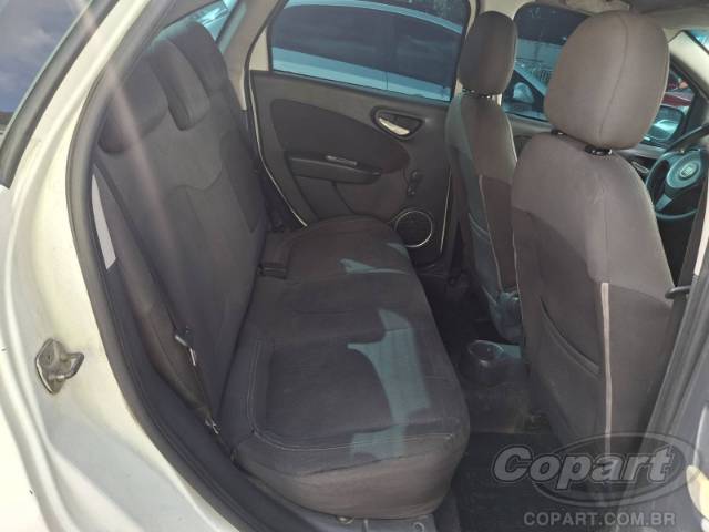 2015 FIAT GRAND SIENA 