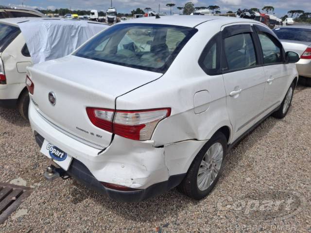2015 FIAT GRAND SIENA 