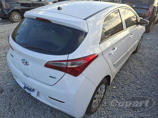 2015 HYUNDAI HB20 