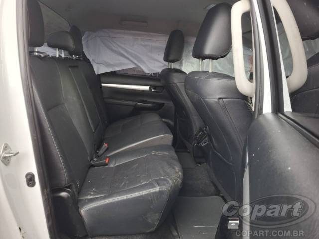 2024 TOYOTA HILUX CD 