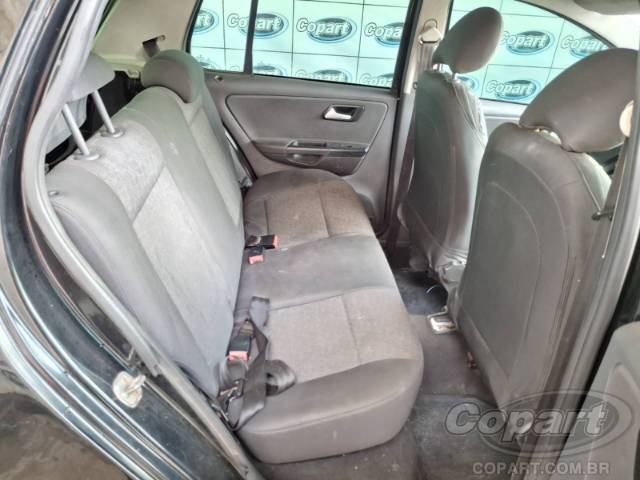 2014 VOLKSWAGEN FOX 