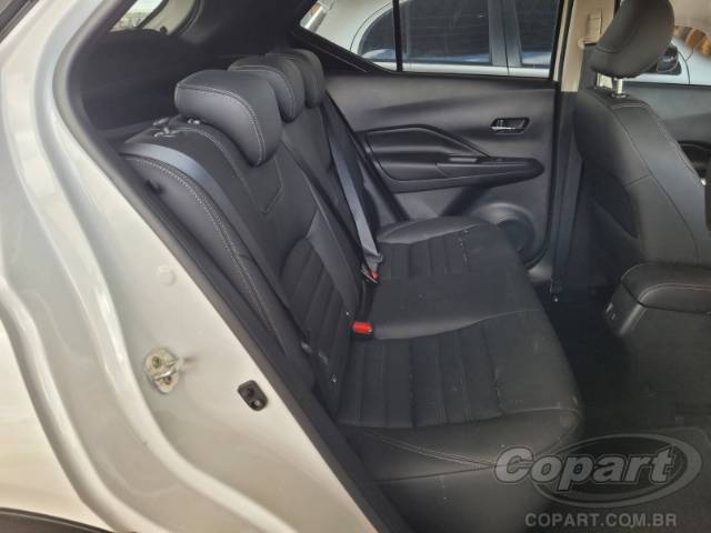 2025 NISSAN Kicks Play 