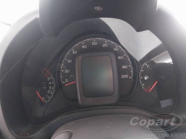 2015 FIAT UNO 