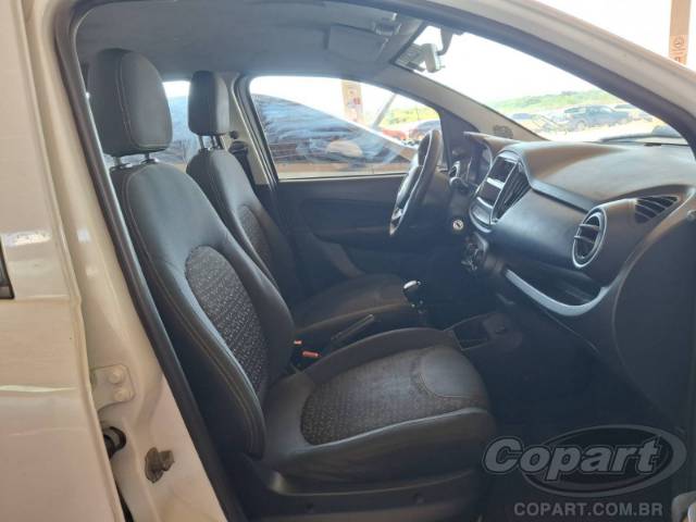 2021 FIAT UNO 